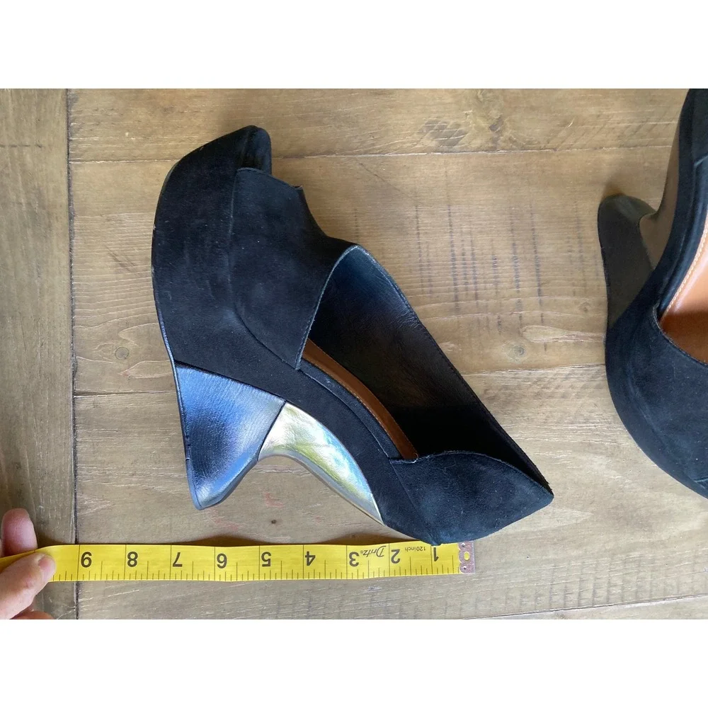 Leifsdottir Katrina Black Suede Sculptural Wedge Platform Peep Toe Heel 37.5